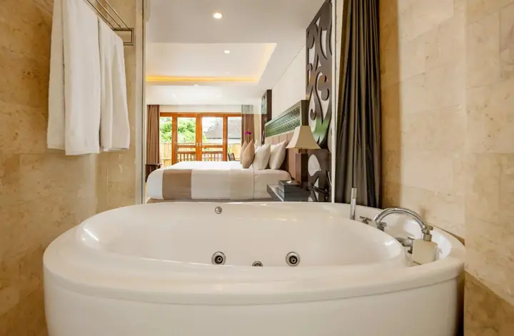 Керобокан: Villa Kayu Raja