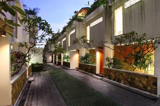 Керобокан: Villa Kayu Raja
