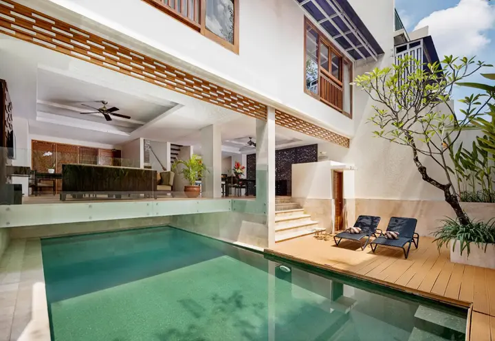 Керобокан: Villa Kayu Raja