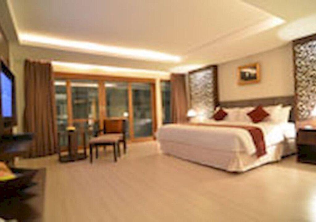 Керобокан: Villa Kayu Raja