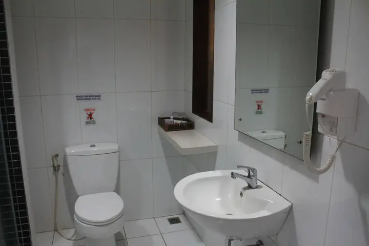 Сидоарджо: Hotel Tilamas Juanda