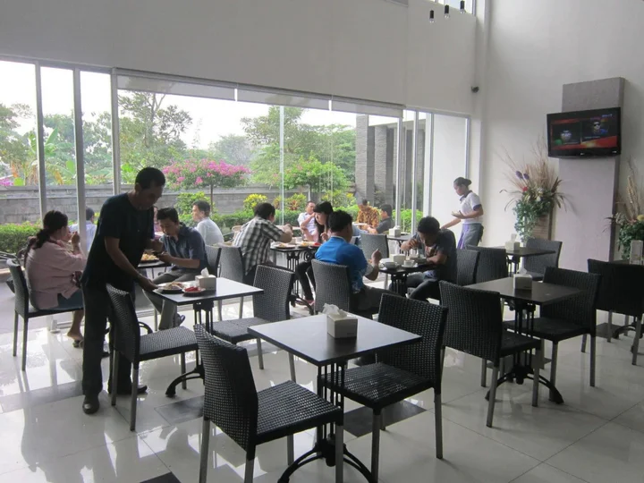 Сидоарджо: Hotel Tilamas Juanda