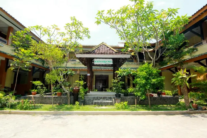 Депок: The Soemarsono Hotel