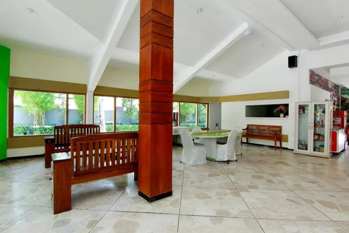 Депок: The Soemarsono Hotel