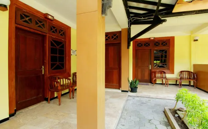 Депок: The Soemarsono Hotel