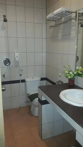 Макассар: Hotel Beril Nur