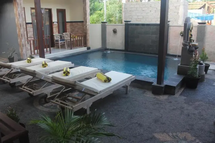 Лембонган-Айленд: Adi Bungalow Lembongan