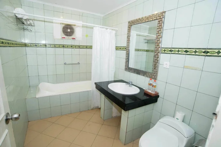 Сенджиги: Sendok Hotel
