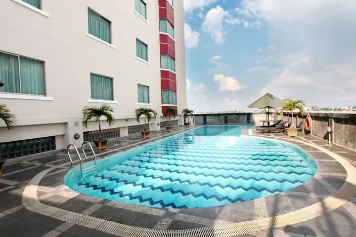 Пеканбару: Grand Zuri Pekanbaru