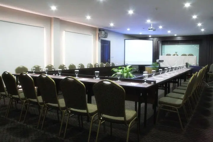 Паданг: HW Hotel Padang