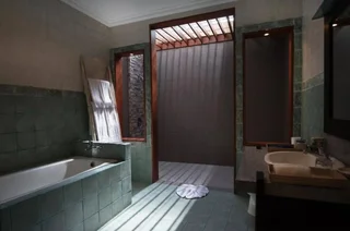 Кута: The Tukad Villa