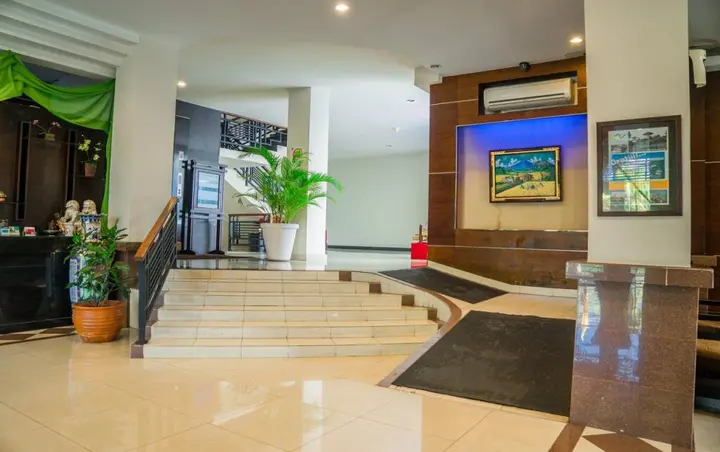 Денпасар: Hotel Puri Ayu