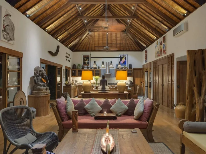 Переренан: Villa Kavaya