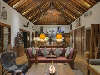 Переренан: Villa Kavaya