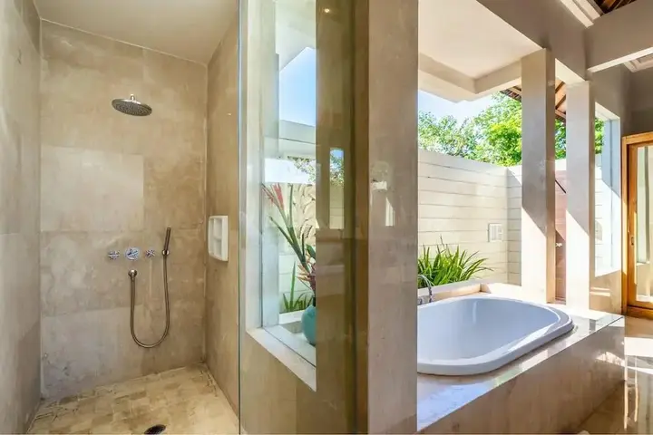 Чангу: The Akasha Seminyak Bali Luxury Villas