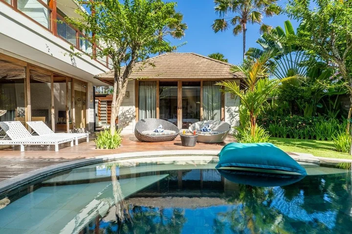 Чангу: The Akasha Seminyak Bali Luxury Villas