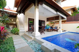 Кута: Heliconia Villa