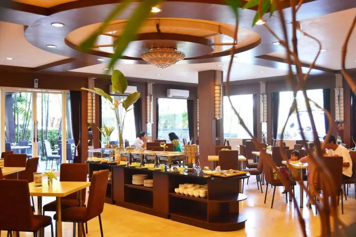Сурабая: Country Heritage Resort Hotel