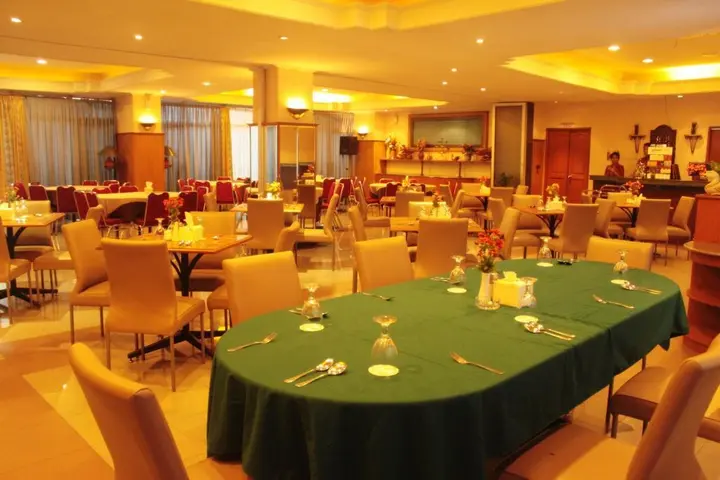 Макассар: Losari Metro Hotel