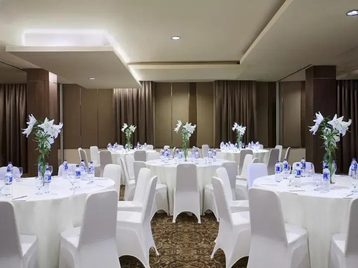 Депок: Hotel Santika Depok