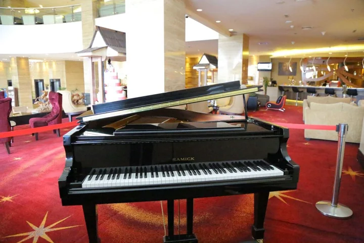 Банджармасин: Golden Tulip Galaxy Hotel