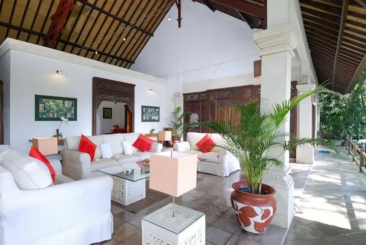 Тегаллаланг: Alam Sari Homestays