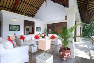 Тегаллаланг: Alam Sari Homestays