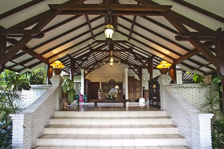 Тегаллаланг: Alam Sari Homestays
