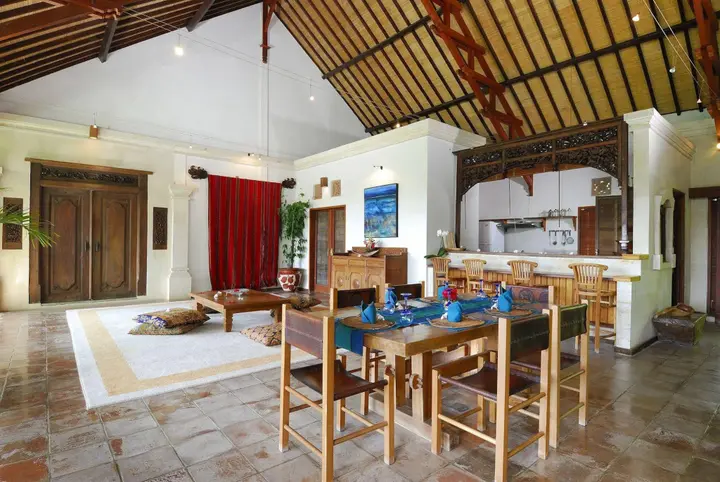 Тегаллаланг: Alam Sari Homestays