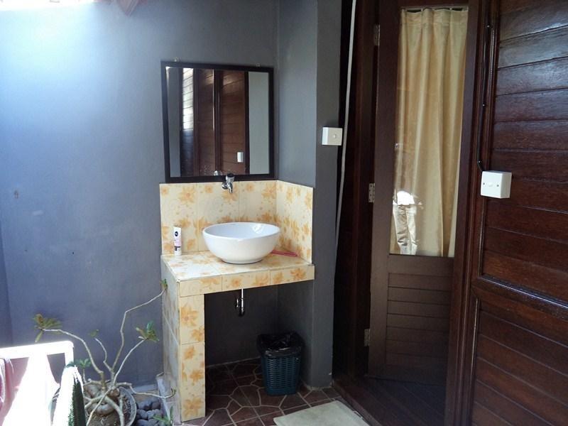 Лембонган-Айленд: Radya Homestay