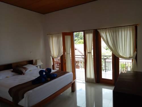 Лембонган-Айленд: Radya Homestay
