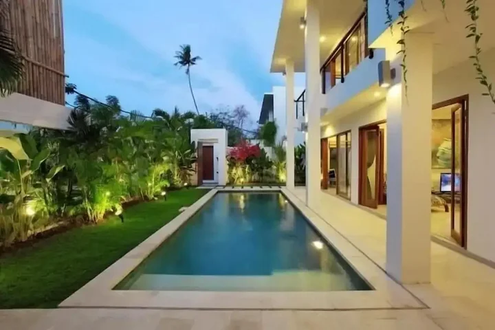 Беноа: Moonlight Bali