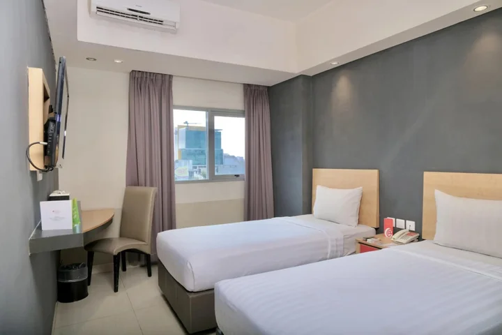 Семаранг: @HOM Simpang Lima Semarang