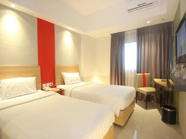 Семаранг: @HOM Simpang Lima Semarang