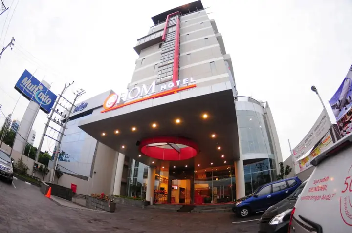 Семаранг: @HOM Simpang Lima Semarang