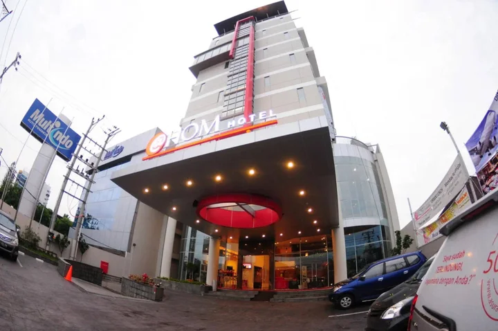 Семаранг: @HOM Simpang Lima Semarang