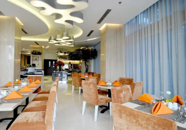 Джакарта: d'primahotel Mega Kuningan