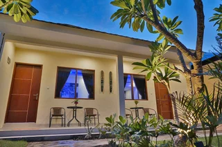 Гили Аир: Sari Gili Bungalow