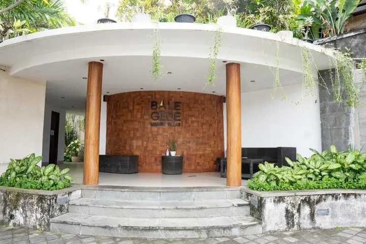 Чангу: Bale Gede Villas