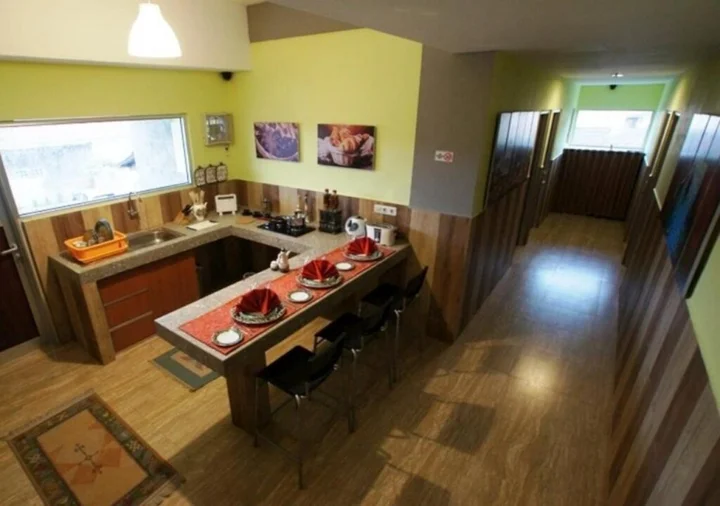 Депок: Oasis Studio Hotel Satu