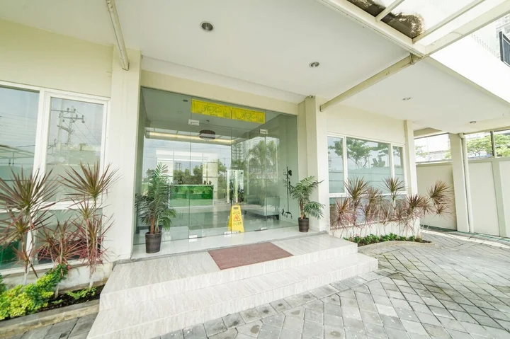 Сурабая: Rumah CASSA Guest House