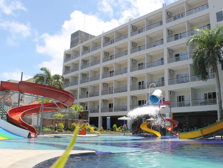 Пангандаран: Aquarium Hotel