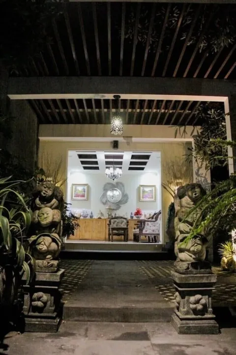 Санур: Putri Homestay