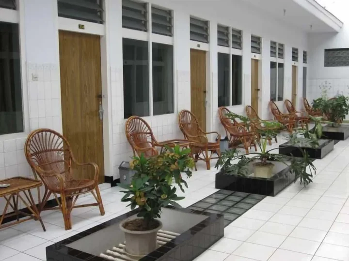 Маланг: Hotel Tosari