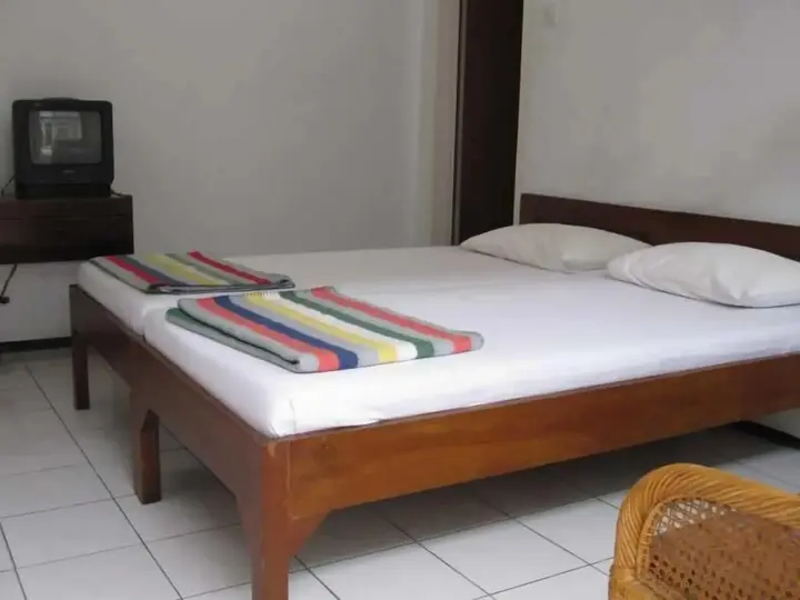 Маланг: Hotel Tosari