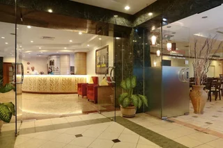 Маланг: Hotel Santosa