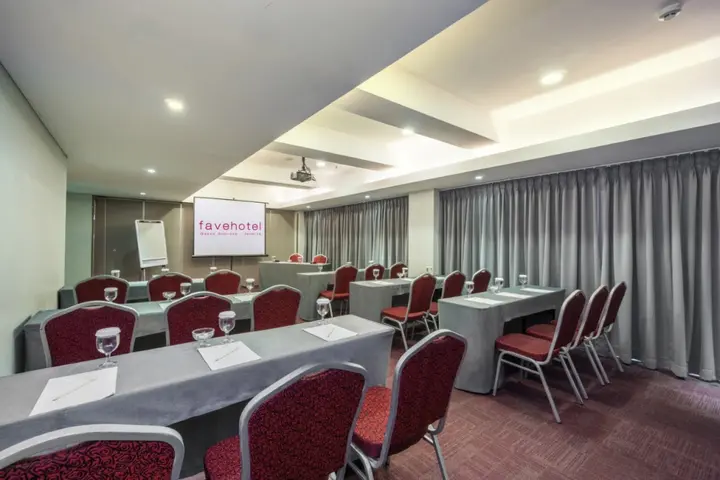 Джакарта: favehotel Gatot Subroto