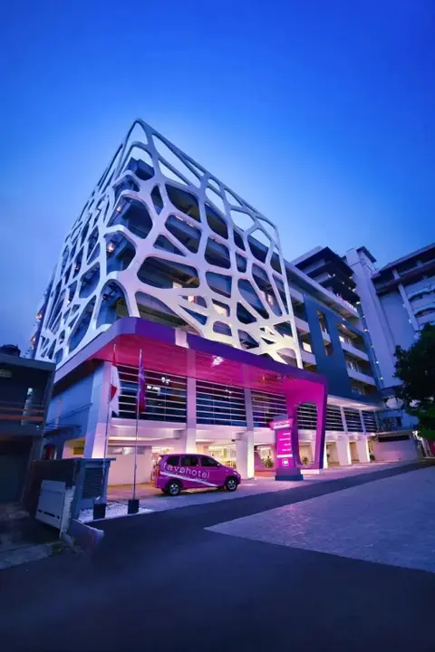 Джакарта: favehotel Gatot Subroto