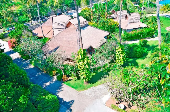 Сенджиги: Pasific Beach Cottages