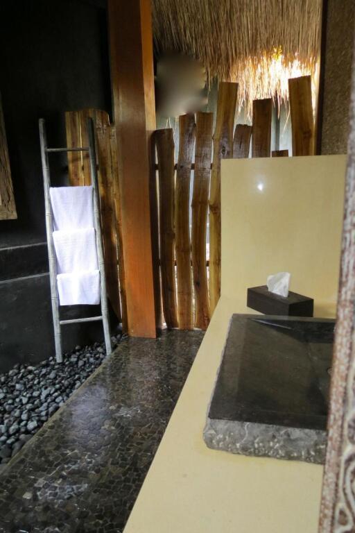 Джимбаран: La Cabane Bali